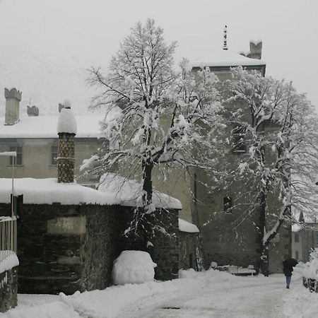 Maison Cassius Issogne Kültér fotó