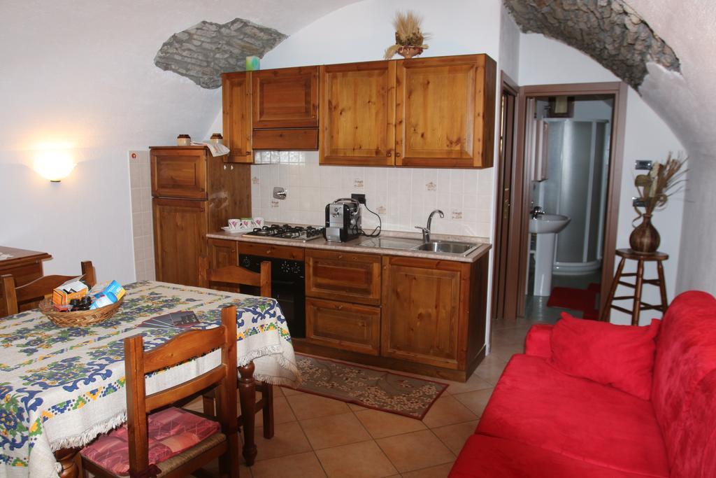 Maison Cassius Issogne Kültér fotó