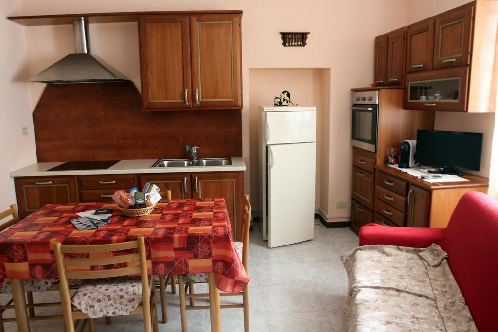 Maison Cassius Issogne Kültér fotó