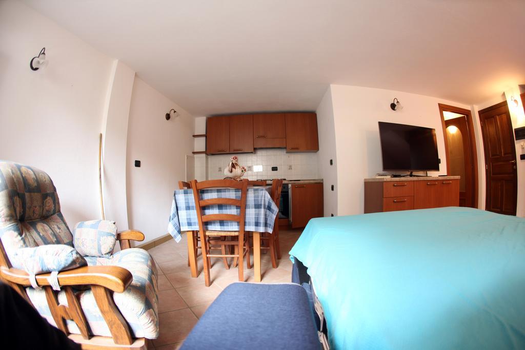 Maison Cassius Issogne Kültér fotó